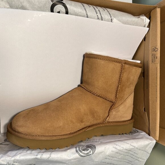 Ugg Women's Classic Mini II Boots - Picture 15 of 16